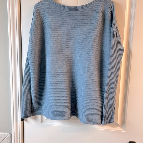 Peruvian Collection sweater - Picture 4 of 4